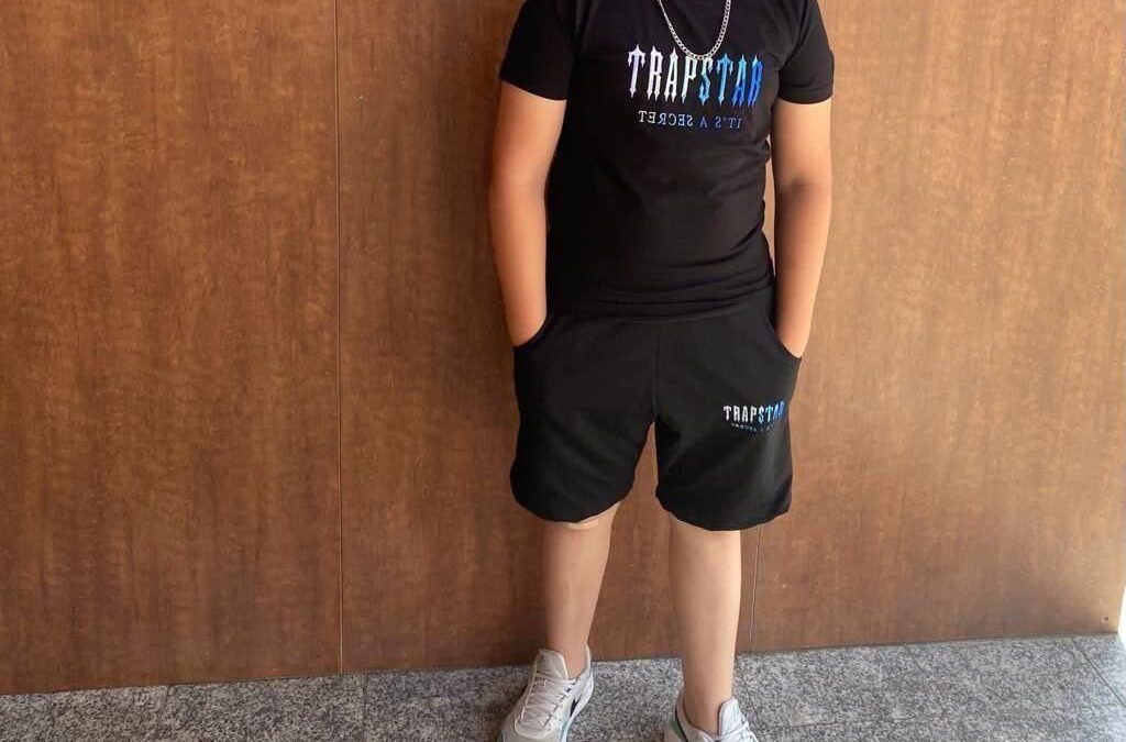 How Does Trapstar Corto Build Scarcity and Desire Through Its Marketing Tactics?