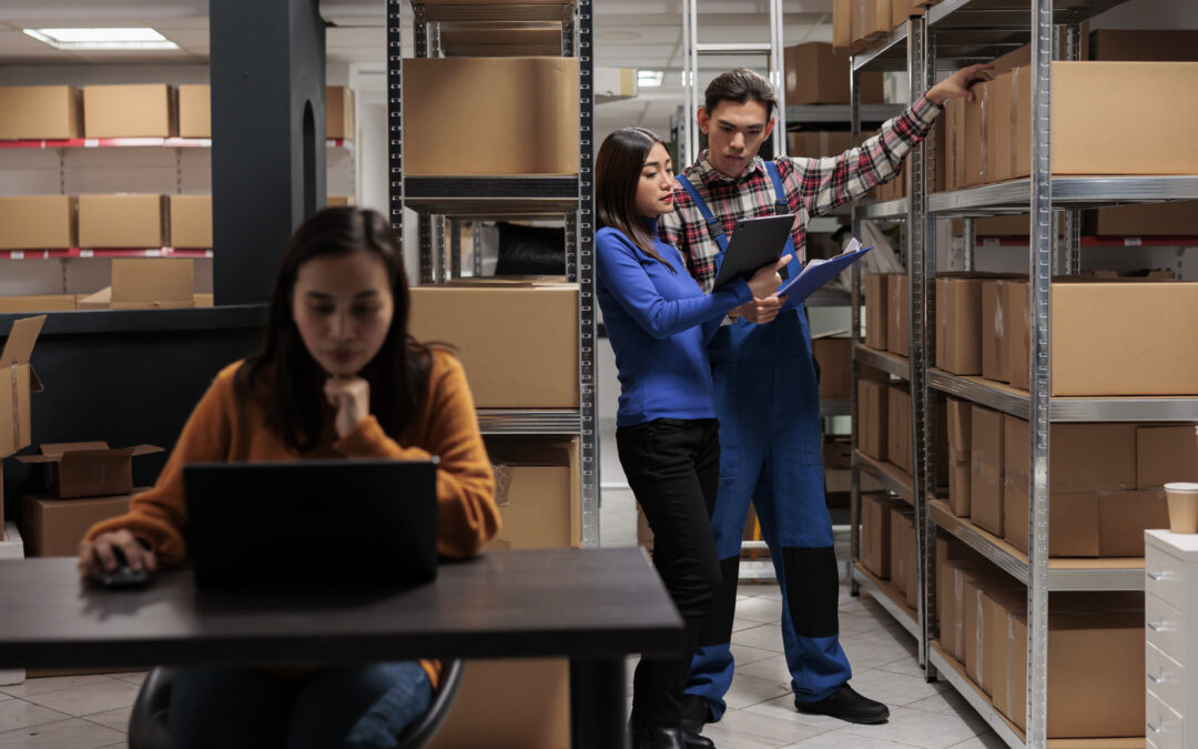 self storage UAE facility with secure indoor units