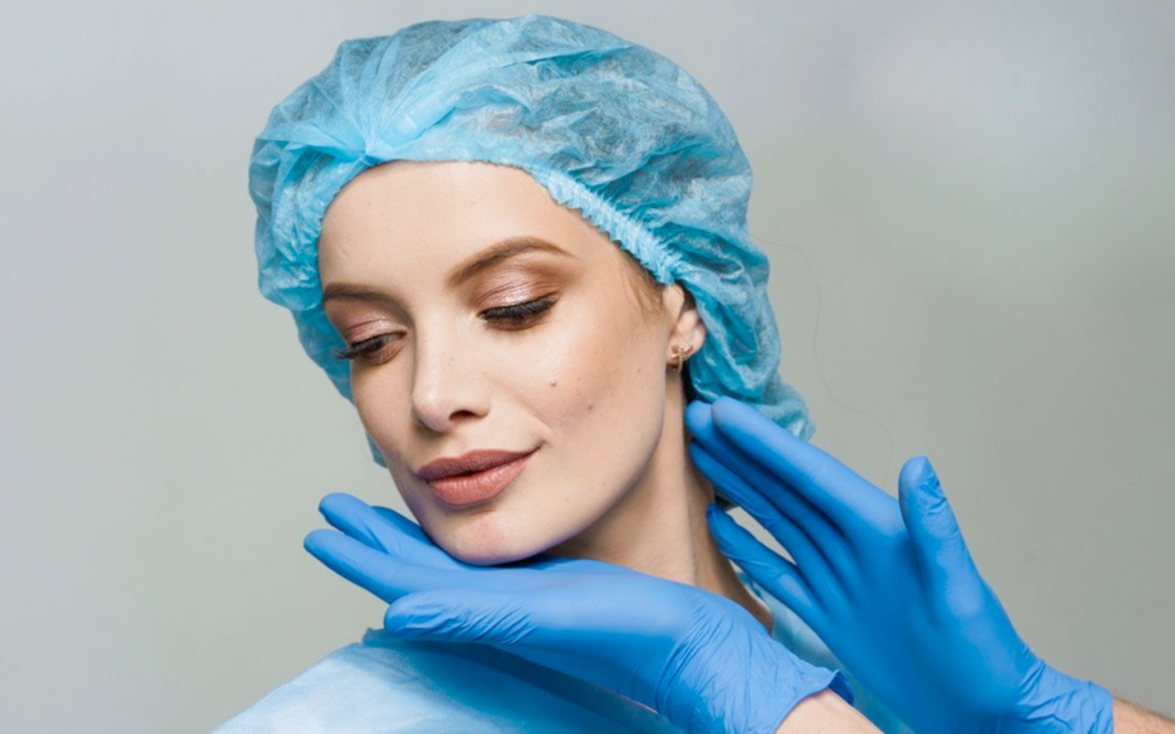 كيف يرفع شد الوجه السائل الخدين بشكل طبيعي؟