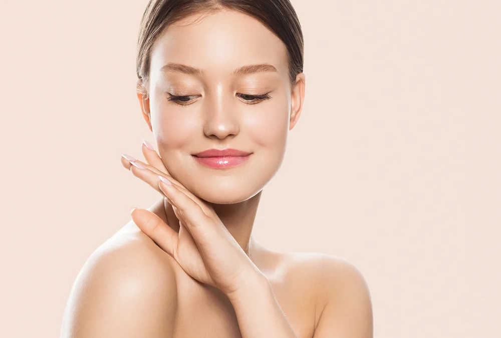ما هو علاج مكافحة الشيخوخة لبشرة شابة؟