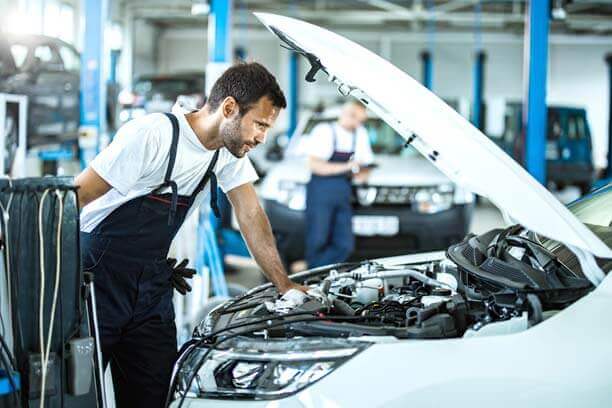 Pre mot check near me Trowbridge: What Drivers Should Know Before an MOT Test