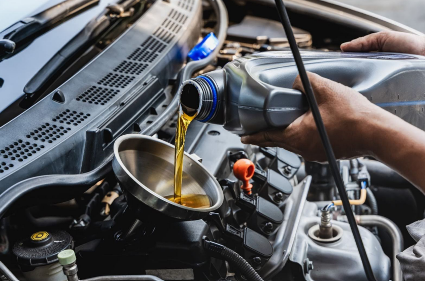 The Highpoint Guide: Full vs. Interim Car Servicing – What’s Essential for Oldbury Drivers?