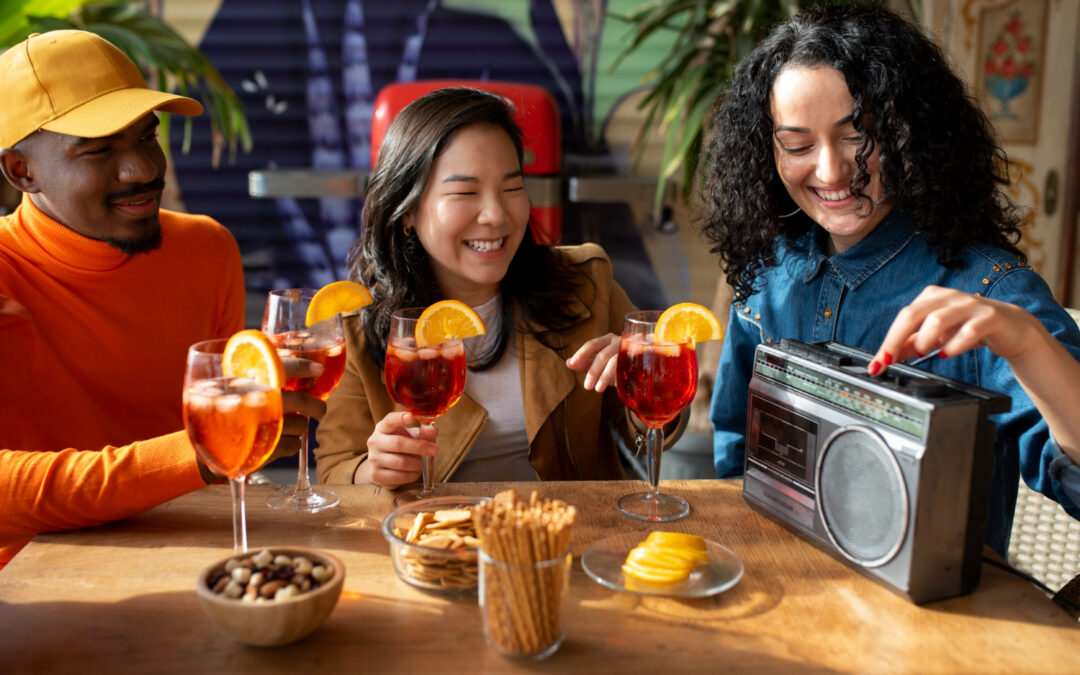 Why Evenings Feel Better With a Happy Hour Sydney Backdrop