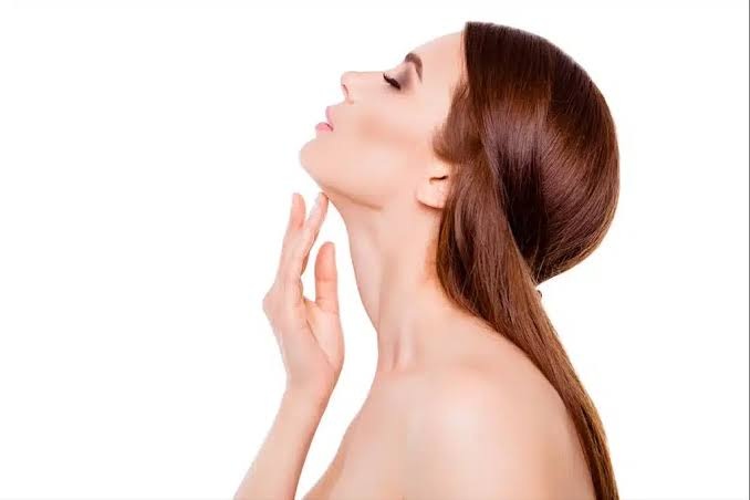 Does Neck Lift Surgery Tighten Loose Neck Skin?
