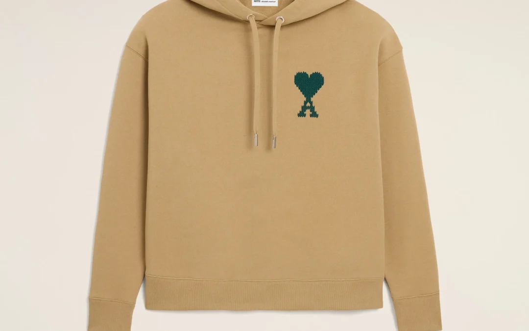 Pull Ami Paris: Modern Knitwear That Defines Timeless Fashion